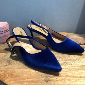 vintage royal blue kitten heels with adjustable back straps